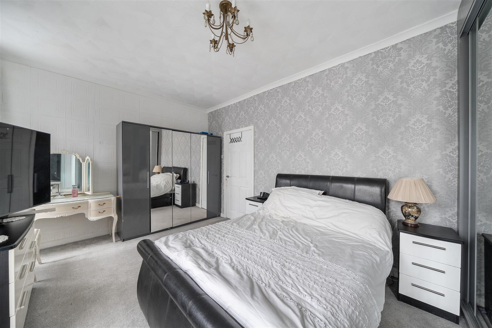 Henrietta Street, Swansea, SA1 4HW